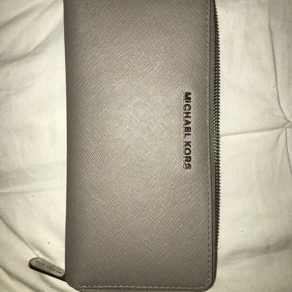 Micheal Kors Wallet